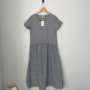 NWT Striped Short Sleeve Navy Blue and White Dress